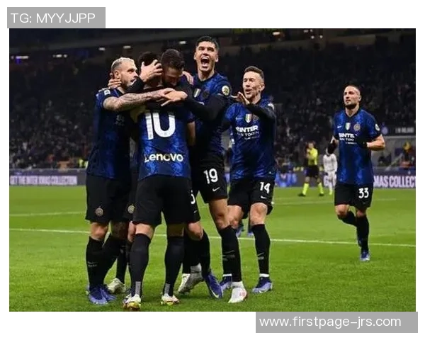 亚特兰大迎战士柏争夺胜利的关键时刻与战术分析 亚特兰大迎战士柏争夺胜利的关键时刻与战术分析