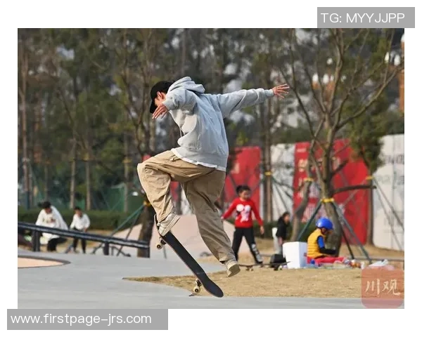 周强独家分享滑板心得与技巧助你轻松掌握滑板运动的乐趣与挑战
