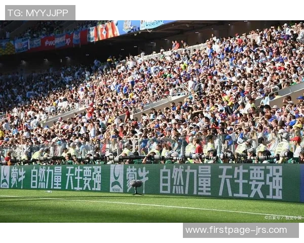 新泻天鹅与东京绿茵的激烈对决展现足球魅力与团队精神的巅峰之战